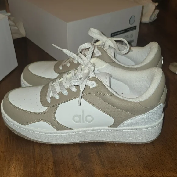 ALO Yoga Recovery Mode Sneaker Womens 8.5 - Picture 8 of 11